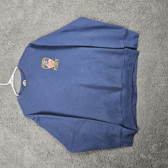 FDNY Sweatshirt Mens Large Crewneck Shirt Navy Blue Fireman Vintage - Picture 1 of 8